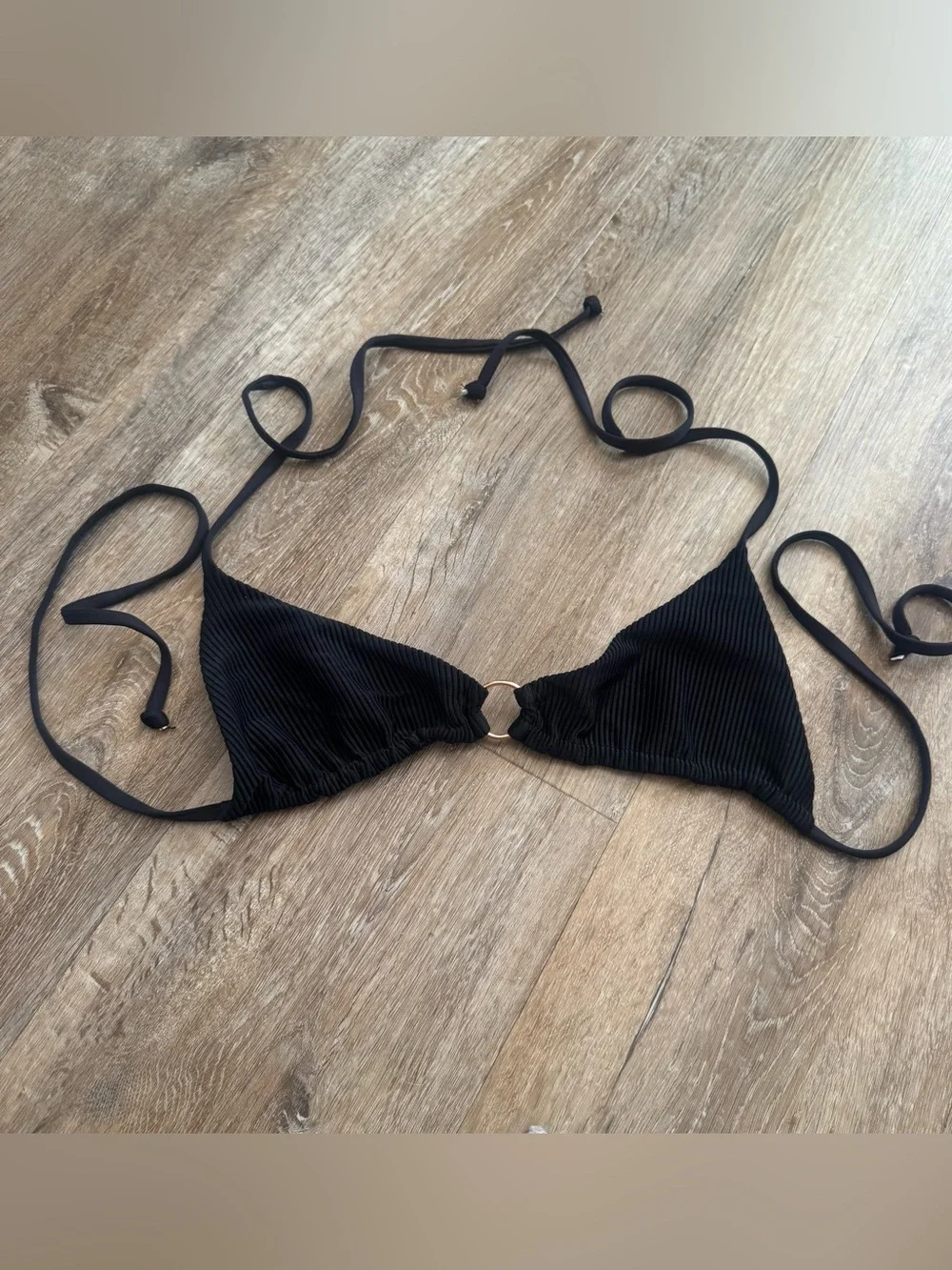 Frankies Bikinis Women's Small Black Ribbed Bikini Top Rose Gold Center O Ring S